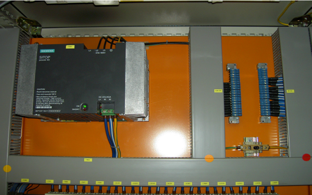 DC24V電源，母排結(jié)構(gòu)