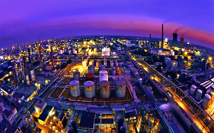 石化企業罐區 石化企業罐區