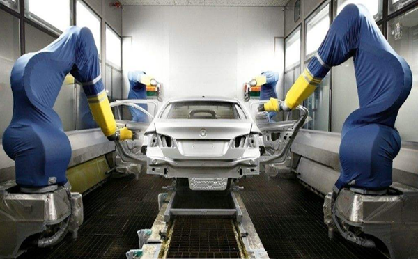 汽車自動化機(jī)械控制系統(tǒng)中的機(jī)器人