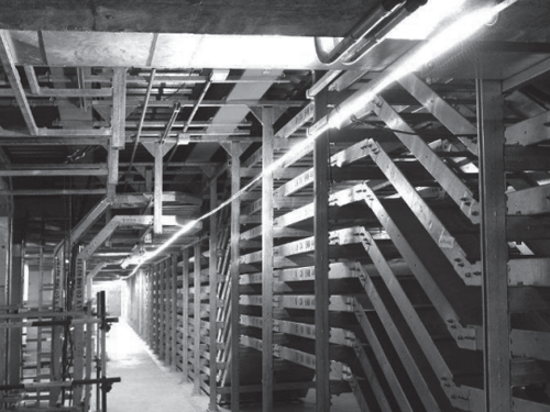 現(xiàn)場(chǎng)電纜橋架