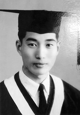 陳星旦大學(xué)畢業(yè)肖像照