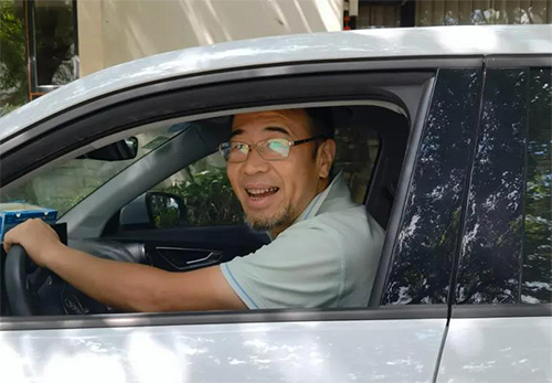 從商后的周洛華 從商后的周洛華