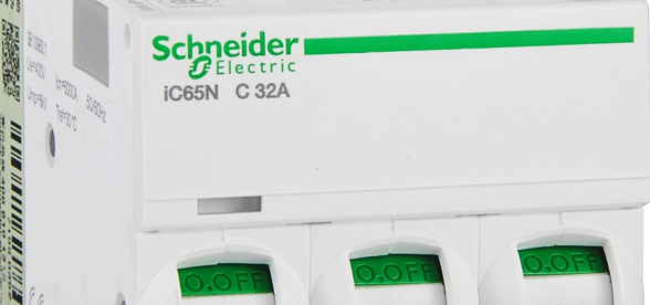 某C32的微型斷路器 某C32的微型斷路器